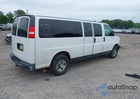 2008 Chevrolet Express G3500 Ls z USA, uszkodzony, nr VIN 1GAHG39K581171068